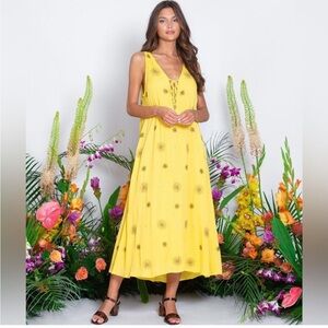 Sundress NWT womans Yellow Sunflower Maxi Dress size XS/S oversized
